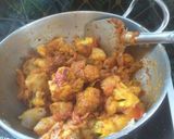 A picture of step 3 of Aloo Gobi Matar (Potato, Cauliflower, and Peas Curry).