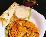 A picture of step 4 of Cauliflower paratha (Gobhi paratha).