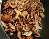 Mushroom spinach pasta with alfredo sauce