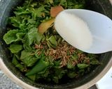 A picture of step 10 of Varat special, poory bhaji, chattny, makhany ki kher.