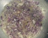A picture of step 1 of Delicious white chicken karahi serve with chupri chapati.
