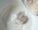 A picture of step 5 of Dates ice cream.