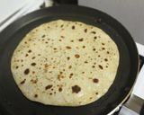 A picture of step 5 of Stuffed Paneer Paratha.