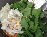 Foto langkah ke 5 dari resep Mie Tektek Goreng.
