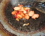 Foto langkah ke 4 dari resep Dendeng sosis batokok.