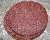 Foto del paso 5 de la receta: Pancitos con salame y semillas