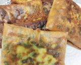 Foto langkah ke 4 dari resep Martabak Telur Kulit Lumpia.