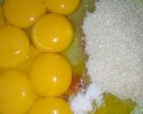 Foto langkah ke 1 dari resep Pandan Chiffon Cake #w18.