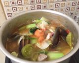 Foto langkah ke 5 dari resep Tom yum simple.