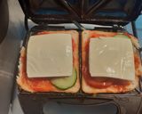 A picture of step 3 of Shami kabab toast sandwich.