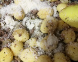 Foto del paso 2 de la receta: Patatitas con carne picada