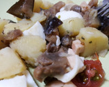Foto del paso 3 de la receta: Patata con berenjena, pavo y huevo duro