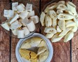 Foto langkah ke 1 dari resep Kolak pisang singkong durian.