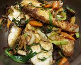A picture of step 5 of Ginger and Scallion Braised Grass Carp Belly.