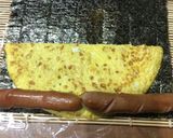 Foto langkah ke 3 dari resep Sosis Nori Roll.