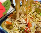 A picture of step 9 of Chinese Chicken Chilli Stir Fry Noodles.