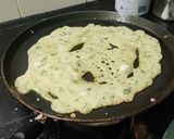 A picture of step 5 of Onion Rava Dosa with nariyal chutney, sambar.