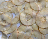 Foto del paso 2 de la receta: Ensalada de espárragos blancos sobre carpaccio de manzana y remolacha