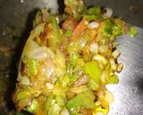 A picture of step 2 of Aloo chokha.