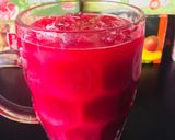 A picture of step 7 of Beetroot and ginger drink.