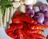 Foto langkah ke 1 dari resep Sambal Bongkot Bali / Bunga Kecombrang.