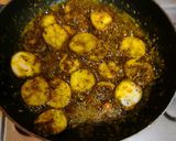 A picture of step 3 of Raw Banana Tawafry.