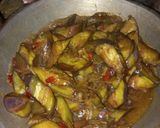 Foto langkah ke 3 dari resep Tumis terong.