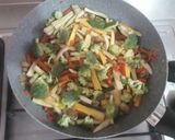 Foto del paso 5 de la receta: Wok de verduras con o sin proteína