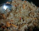 Foto langkah ke 5 dari resep Nasi Goreng Terasi Pedas.
