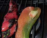 Foto del paso 1 de la receta: Pizza de Morrón Asado y Fugazzeta
