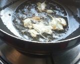 A picture of step 1 of Fodnicha Bhat.