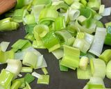 A picture of step 6 of Fridge raid spring quiche.