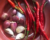 Foto langkah ke 1 dari resep Terong Balado.
