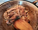 Foto langkah ke 2 dari resep Orek Ayam Kecap.