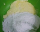 A picture of step 1 of Marbel cake 🎂🎂.