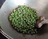 A picture of step 1 of Tri colour paratha.