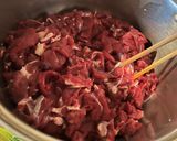 Hình bước làm 1 của món Thịt trâu xào khế