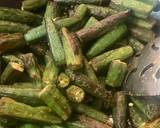 Kerala vendakai (bhindi) curry recipe step 1 photo