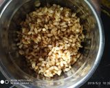 A picture of step 2 of Whole wheat kheer.