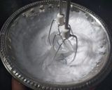 A picture of step 2 of Instant white forest pastry.
