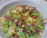 Foto langkah ke 4 dari resep Tumis Timun Telur.