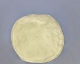 صورة لخطوة 1 من وصفة بيتزا 🍕