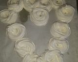 Foto del paso 6 de la receta: Rosetones merengue rellenos de crema de limón
