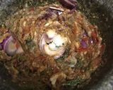 Gambar langkah 1 resipi Sambal telur.
