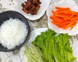 Foto langkah ke 2 dari resep Vietnamese Spring Rolls.