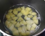 A picture of step 1 of Leftover Potato Masala.