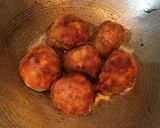 A picture of step 9 of Cheese Fish Balls.