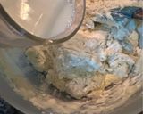 Foto del paso 2 de la receta: Budín navideño y esponjoso de limón para llevar al brindis