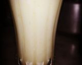 A picture of step 5 of Mango shake.
