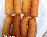 A picture of step 6 of Fried Fish roll.